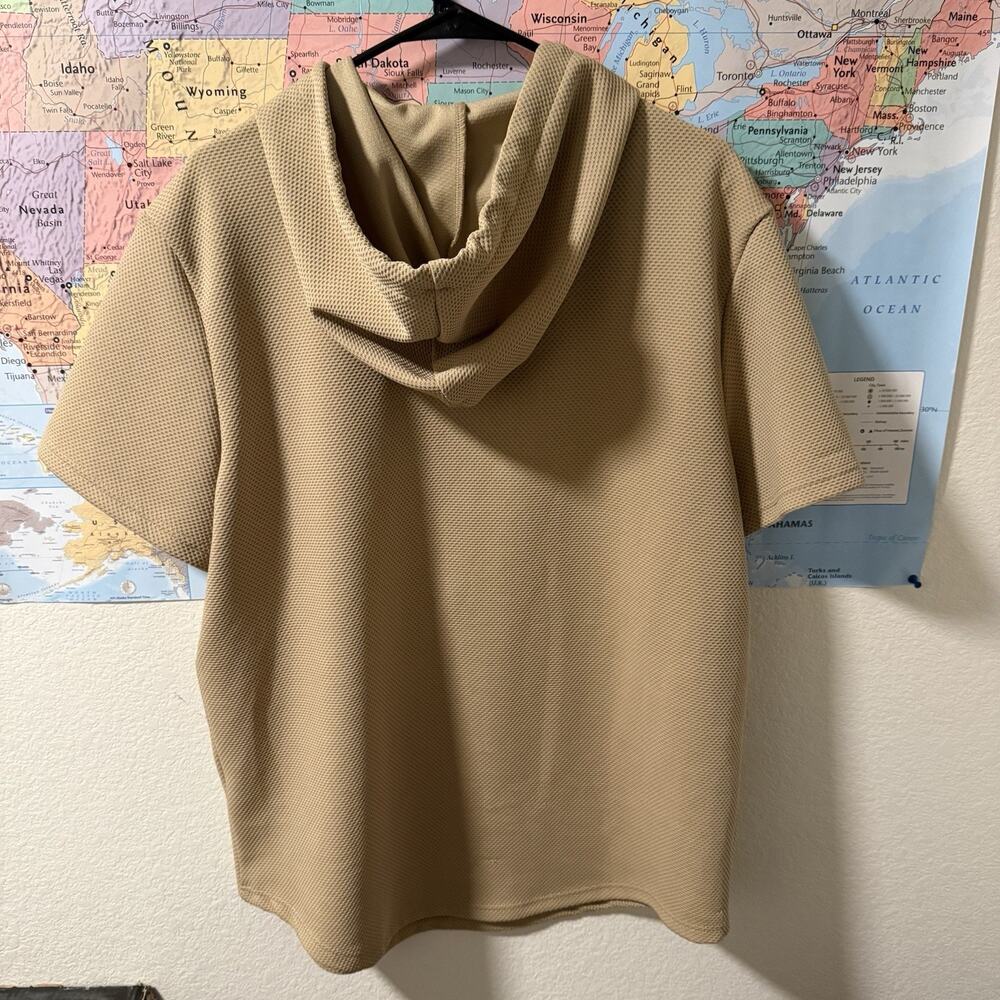 Guess Men’s T Shirt+Short Sleeve Hoodie XL Tan (Bundle Of 2) - Picture 8 of 10